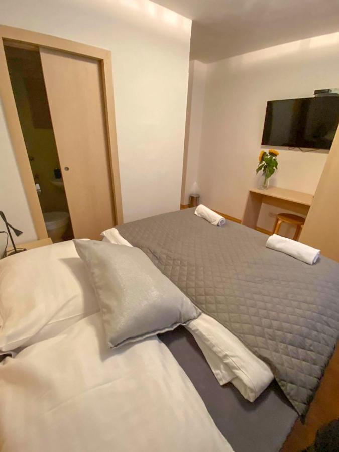 Penzion Hustopeče Extérieur photo